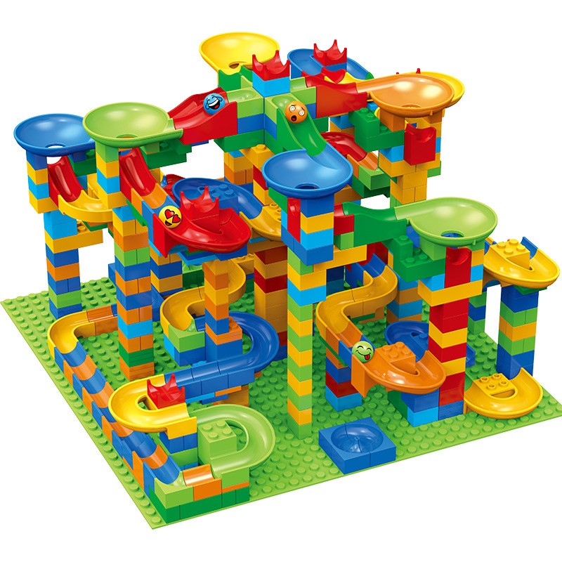 زورو ميني براند سربرايز كرة ال - مراجعة Ornament Ball Set وسعره