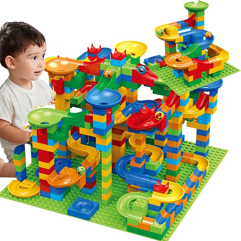 زورو ميني براند سربرايز كرة ال - مراجعة Ornament Ball Set وسعره